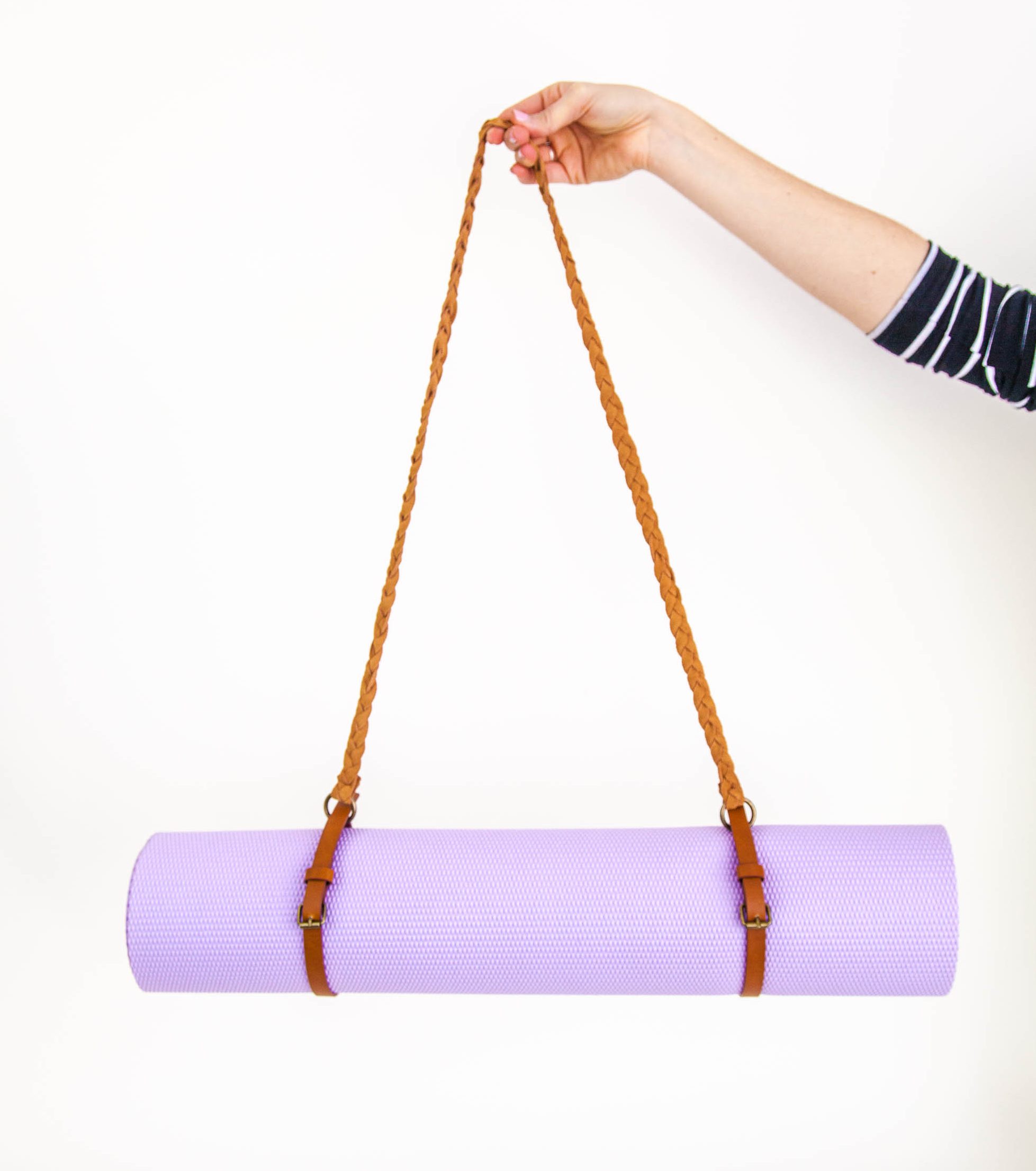 DIY Leather Belt Yoga Mat Strap Upcycle – Makeful